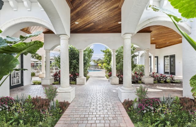 Palm Trace Landings Gallery 2