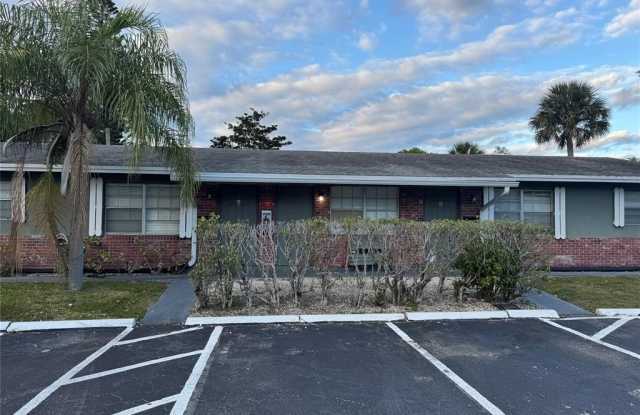 2915 SW 17th St photos photos