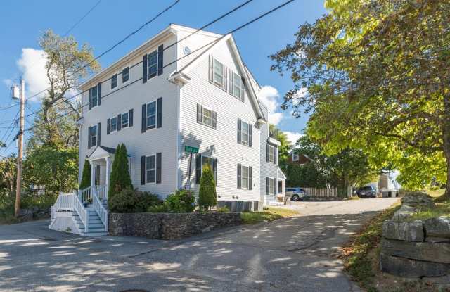 5 Pleasant Street Gallery 2