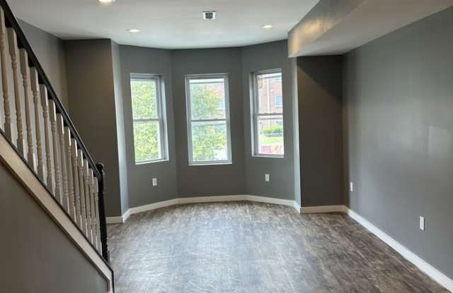 2407 West North Avenue Gallery 2