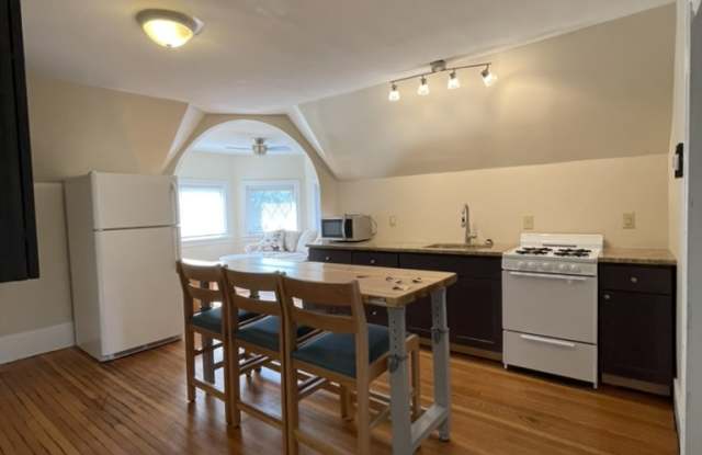 1051 West 4th Street Unit 3 - 1 Gallery 2