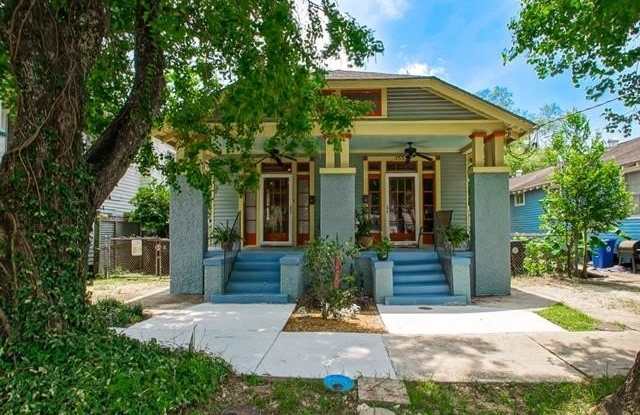 1535 BURDETTE Street photos photos