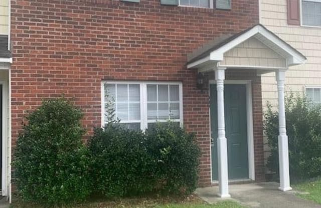 909 Springwood Drive - 909 Springwood Drive, Jacksonville, NC 28546