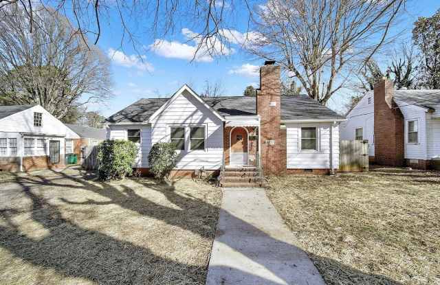 Charming 3BR House in Charlotte *Ready for Showing April 2nd* - 2212 Edison Street, Charlotte, NC 28206