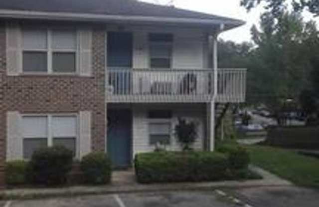 2/2/ Walking Distance To Capital Regional Medical Center photos photos