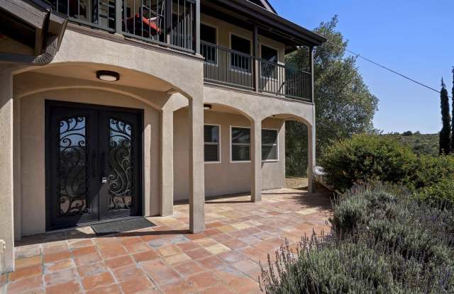 885 Eldorado Drive Gallery 3