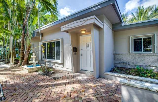 616 SW 11th Ct Gallery 1