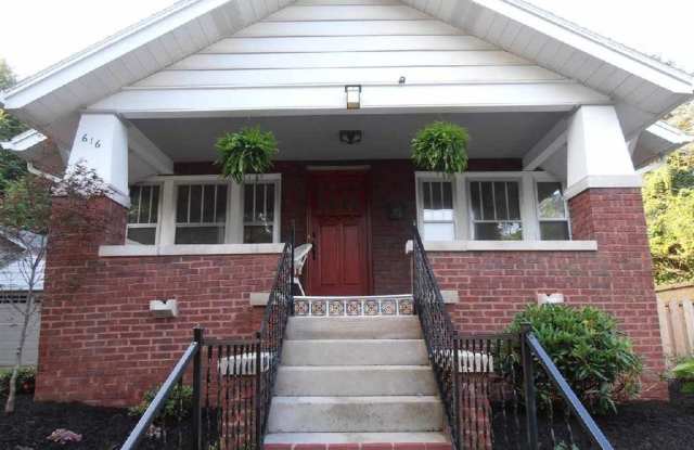 Charming, 3 Bed - 3 Bath Historic Home Close to Campus! - 616 East 1st Street, Bloomington, IN 47401