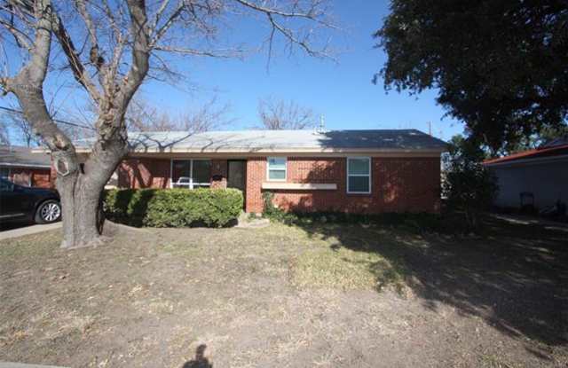 6208 Shadydell Drive - 6208 Shadydell Drive, Fort Worth, TX 76135