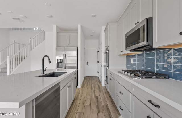 9415 E Supernova Drive Gallery 4