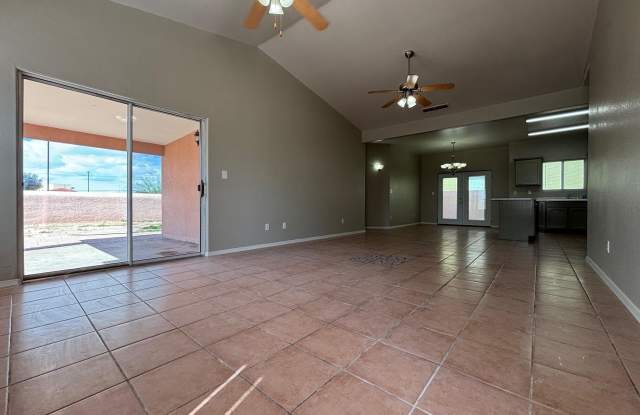 3301 TIERRA ESPADA Drive Gallery 4