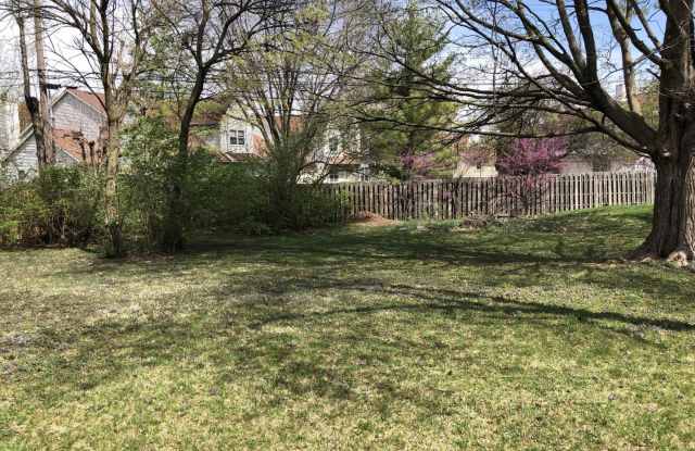 1 bed 1 bath, 844 square foot home located in West Lafayette photos photos