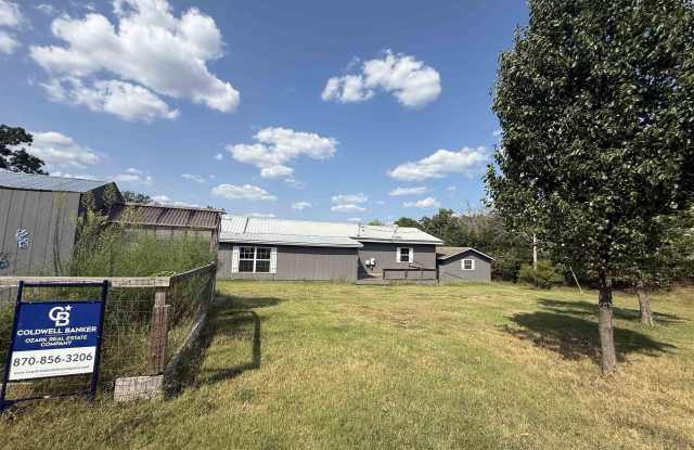 313 Fairway Drive Gallery 4