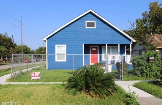 26 Lenox St - 26 Lenox Street, Houston, TX 77011