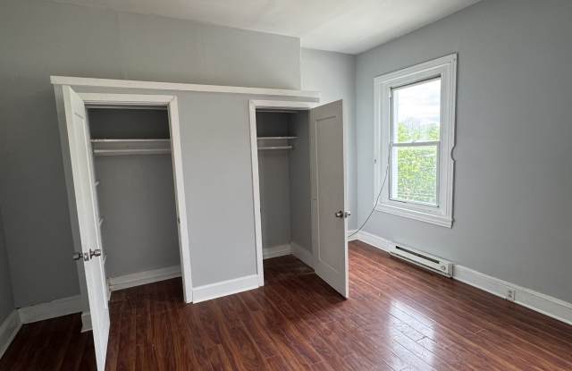 2121 North 22nd Street - 4 photos photos