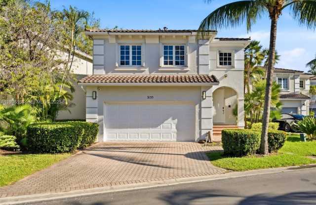 3135 NE 211 ST photos photos