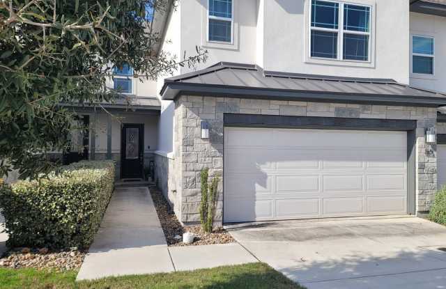 155 MAGNOLIA CIR - 155 Magnolia Circle, Kendall County, TX 78006