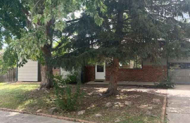 Delightful 4 bedroom home in Centaur Village - 1104 Hera Court, Lafayette, CO 80026
