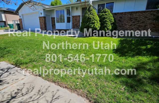 Lovely 5 Bedroom Home in Layton Coming Soon! photos photos