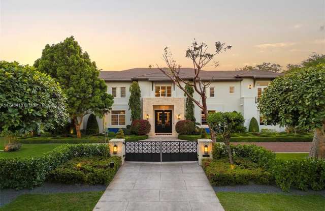 11750 SW 68th Ct - 11750 Southwest 68th Court, Pinecrest, FL 33156