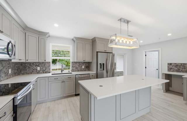 2120 NE 62nd Court, Fort Lauderdale, FL 33308 Gallery 3