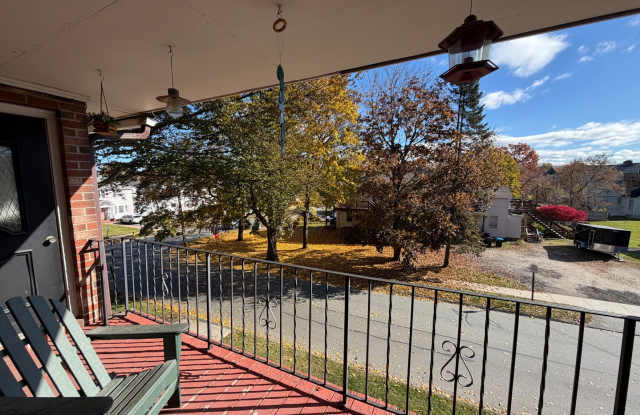 ***PRICE IMPROVEMENT*** - Furnished 1 Bedroom Condo in Heart of Pittsfield photos photos