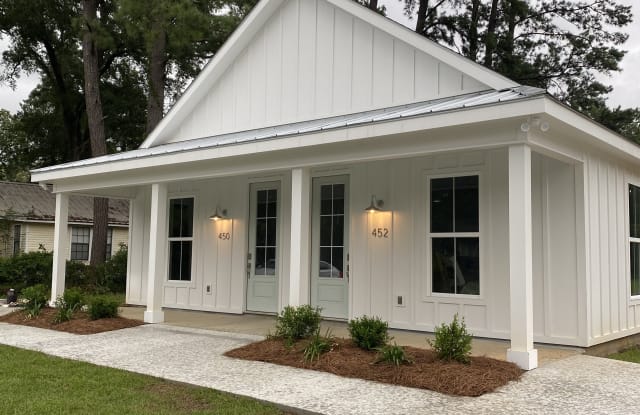 450 South 1st Street - 450 S 1st St, Ponchatoula, LA 70454
