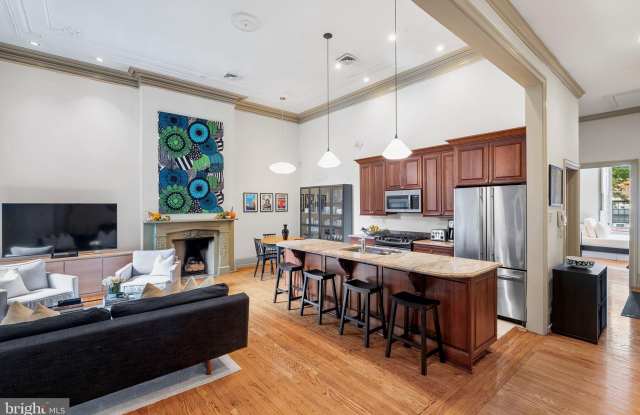 1714 SPRUCE Street photos photos