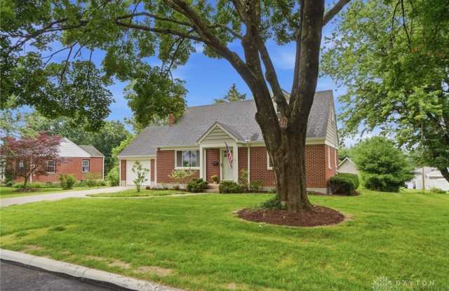 136 E Ridgeway Drive Gallery 2