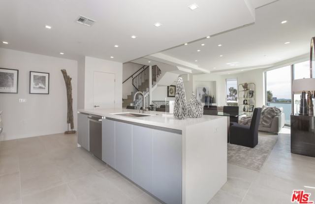 1125 N Kings Rd - 1125 North Kings Road, West Hollywood, CA 90069