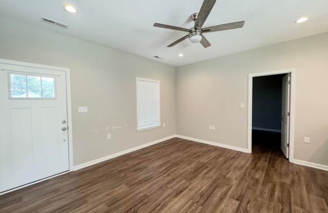 103 Halstead Drive Gallery 4