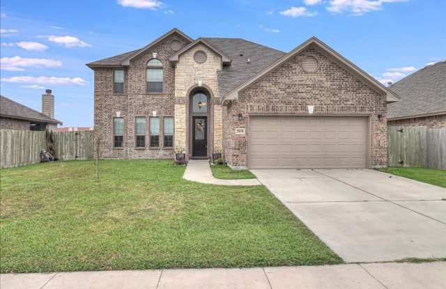 7809 Pavo Real - 4/bedroom 3.5/bathroom - $2,895/month photos photos