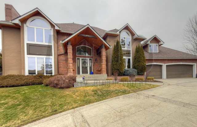 Elegant  Sprawling South Hill Home photos photos