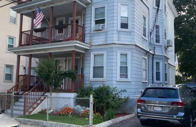 27 Montfern Ave. Gallery 1