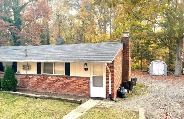 405 CLUBHOUSE DRIVE photos photos