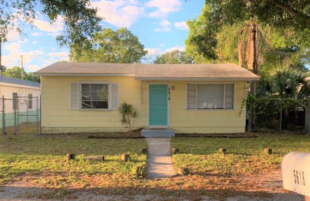 2 Bedroom Gulfport Cottage - 5618 18th Avenue South, Gulfport, FL 33707