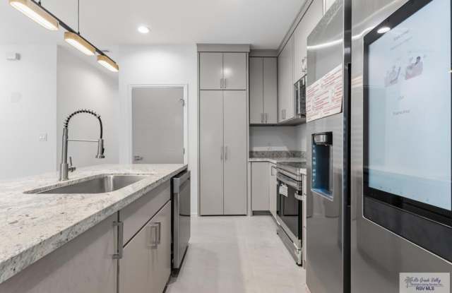 232 KIND CT Gallery 3