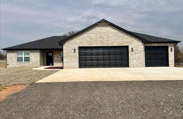 2184 Hilltop Ln photos photos