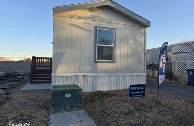 3401 N Walnut Road photos photos