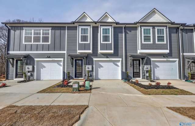 500 Oval Avenue NW photos photos