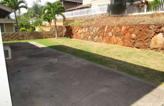 3 Bed 2-1/2 bath home in Royal Kunia, Gallery 4