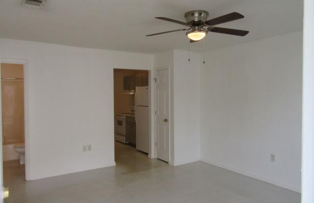 5501 Hilltop Ave Gallery 3