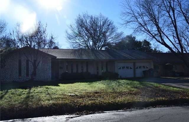 6229 Whitman Avenue - 6229 Whitman Avenue, Fort Worth, TX 76133
