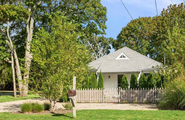294 Sunset Avenue - 294 Sunset Avenue, Westhampton Beach, NY 11978