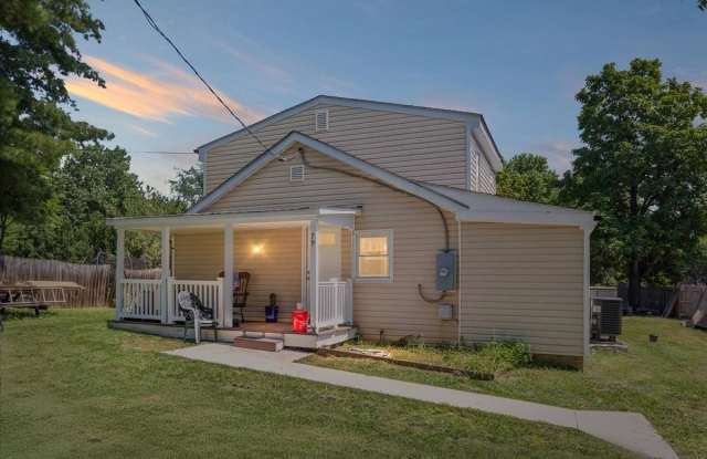 79 Bentonville Rd photos photos