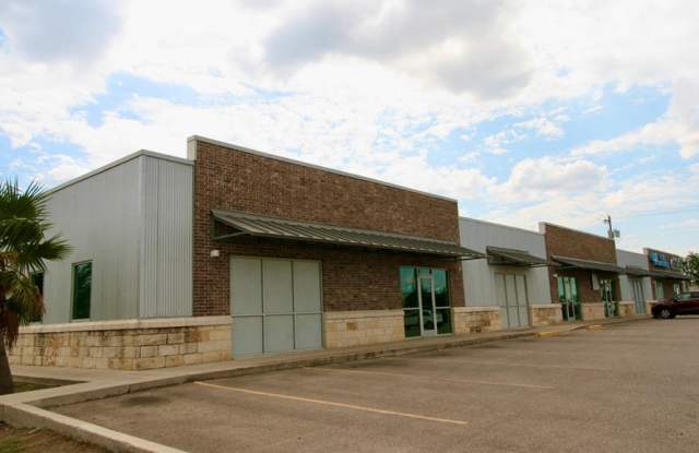 1992 N Veterans Blvd - 1992 Veterans Boulevard, Eagle Pass, TX 78852