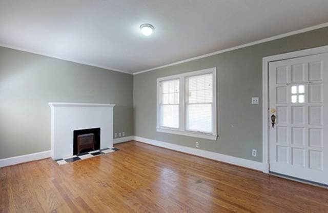 6284 Prospect Avenue Gallery 3