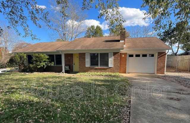 217 Scottlyn Drive - 217 Scottlynn Drive, Buncombe County, NC 28806