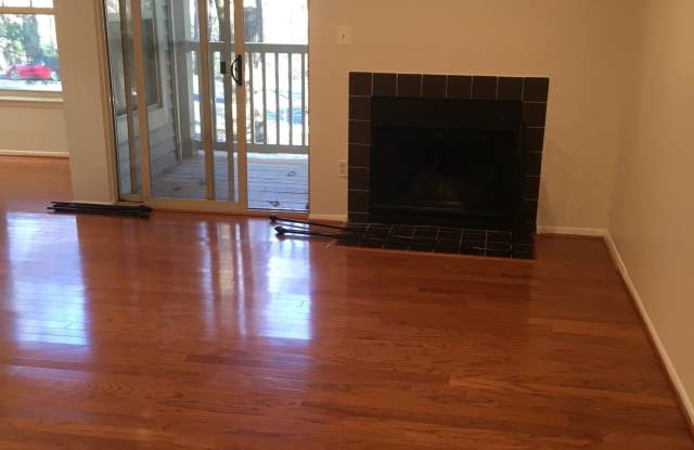 11700 Olde English Drive Gallery 3
