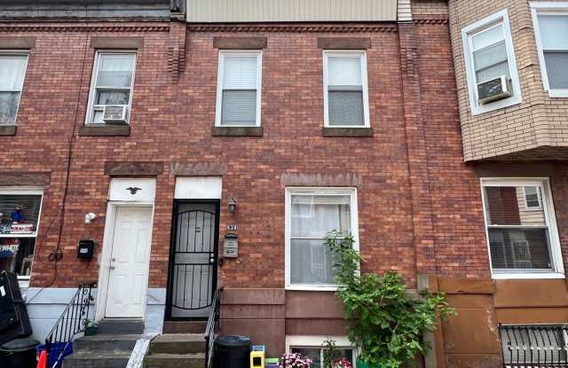 Stunning 3-Bedroom Townhome in Harrowgate! Available NOW! photos photos
